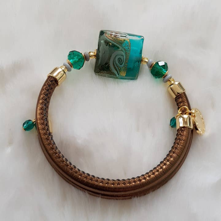 Emerald square murano bracelet for wholesale by les secrets de Louisette