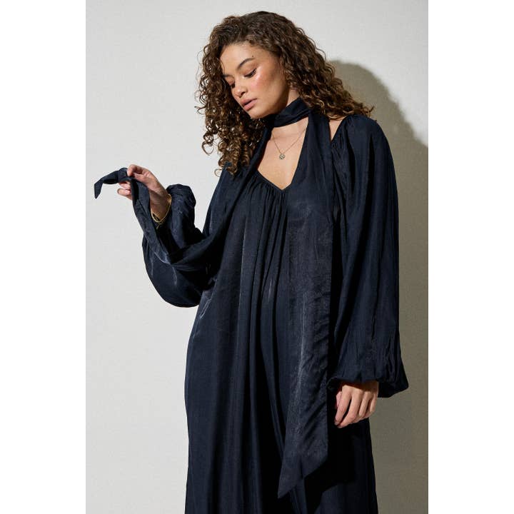 Bredbent ballongbyxdress för wholesale av SKYLAR ROSE