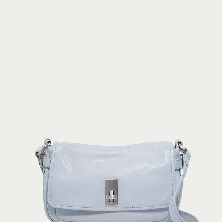 American Leather Co - Wholesale Crossbody Bag - Women's - Carter Crossbody5