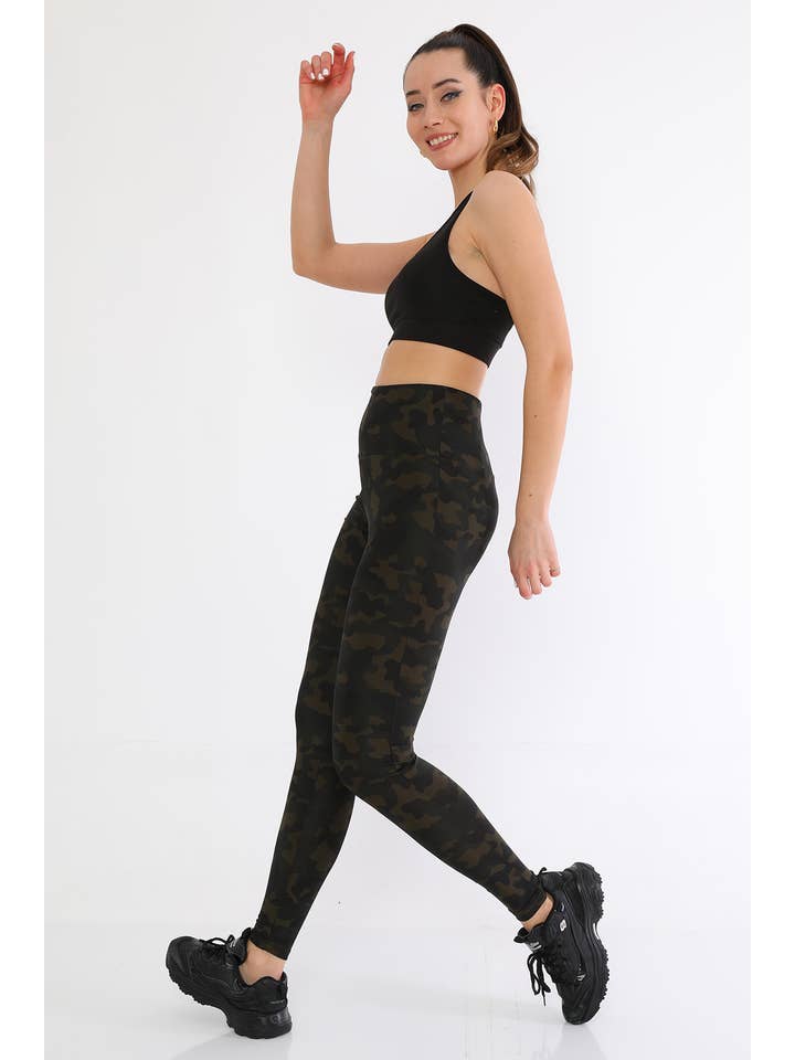 CM FASHION - Vendita all'ingrosso Leggings sportivi/loungewear - Donna - 00270 LEGGINGS MIMETICI VERDI A VITA ALTA