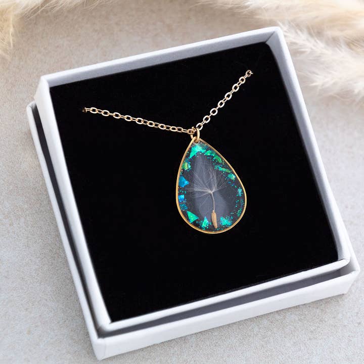 Allie and Posie – wholesale Pendant/charm necklace – Elnora real dandelion iridescent glitter drop necklace2