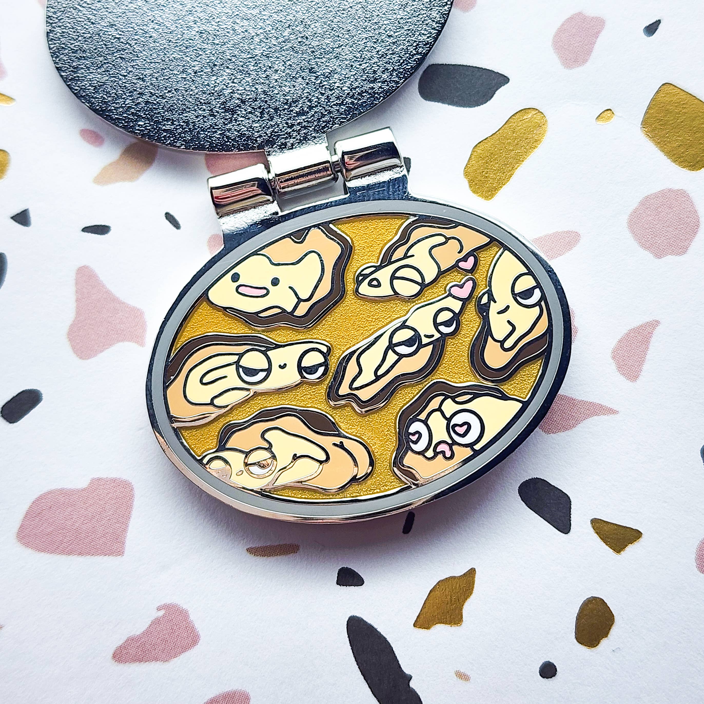 Toku Arts - Wholesale Lapel Pin/Button - Tinned Oysters Enamel Pin1