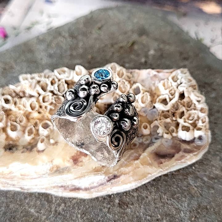 Caroline Stokesberry-Lee Jewellery Design – wholesale Cocktail/statement ring – Blue Topaz & CZ Adjustable Mermaid Ring