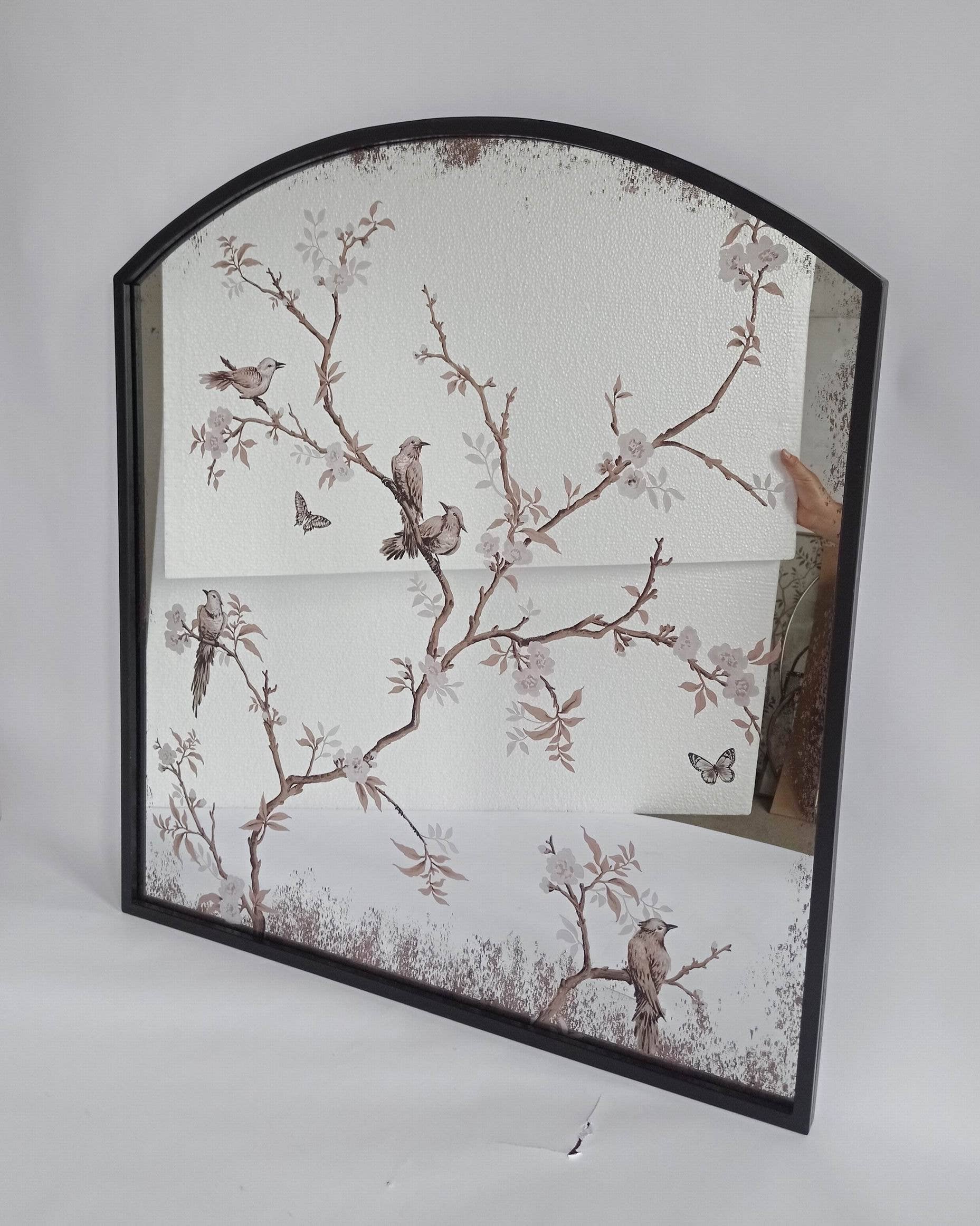 Originals International Ltd - Wholesale Muurspiegel - Gebogen Bovenspiegel met Vogels & Bloesems2