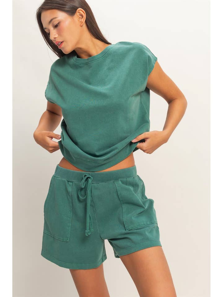 Conjunto de Top sin Mangas con Cuello Redondo y Pantalones Cortos para venta al por mayor de HYFVE