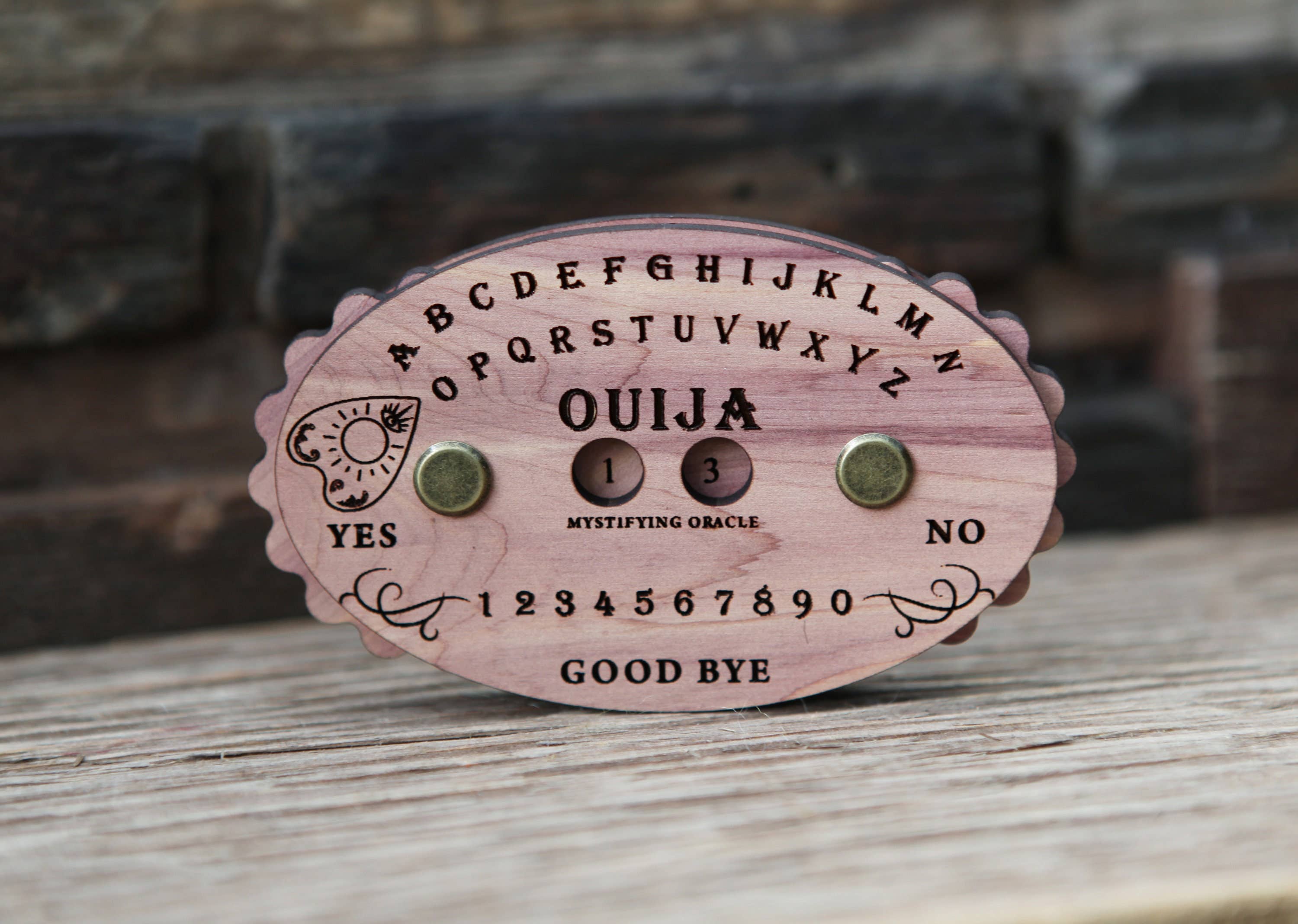 Sunrise Grove - Wholesale Brei- en haakbenodigdheden - Houten rijenteller in Ouija-bordstijl met wijzerplaten3