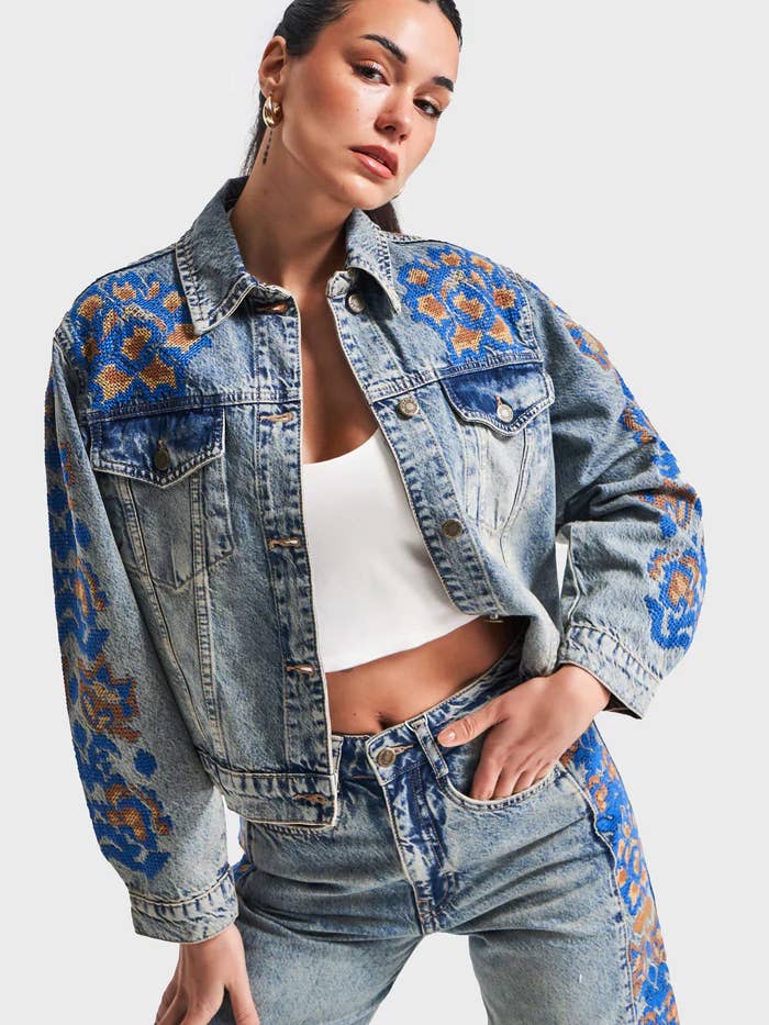 DesignofBoho - Wholesale Denim Jacket - Women's - Women's Embroidered 100% Cotton Denim Jacket with Embroidery