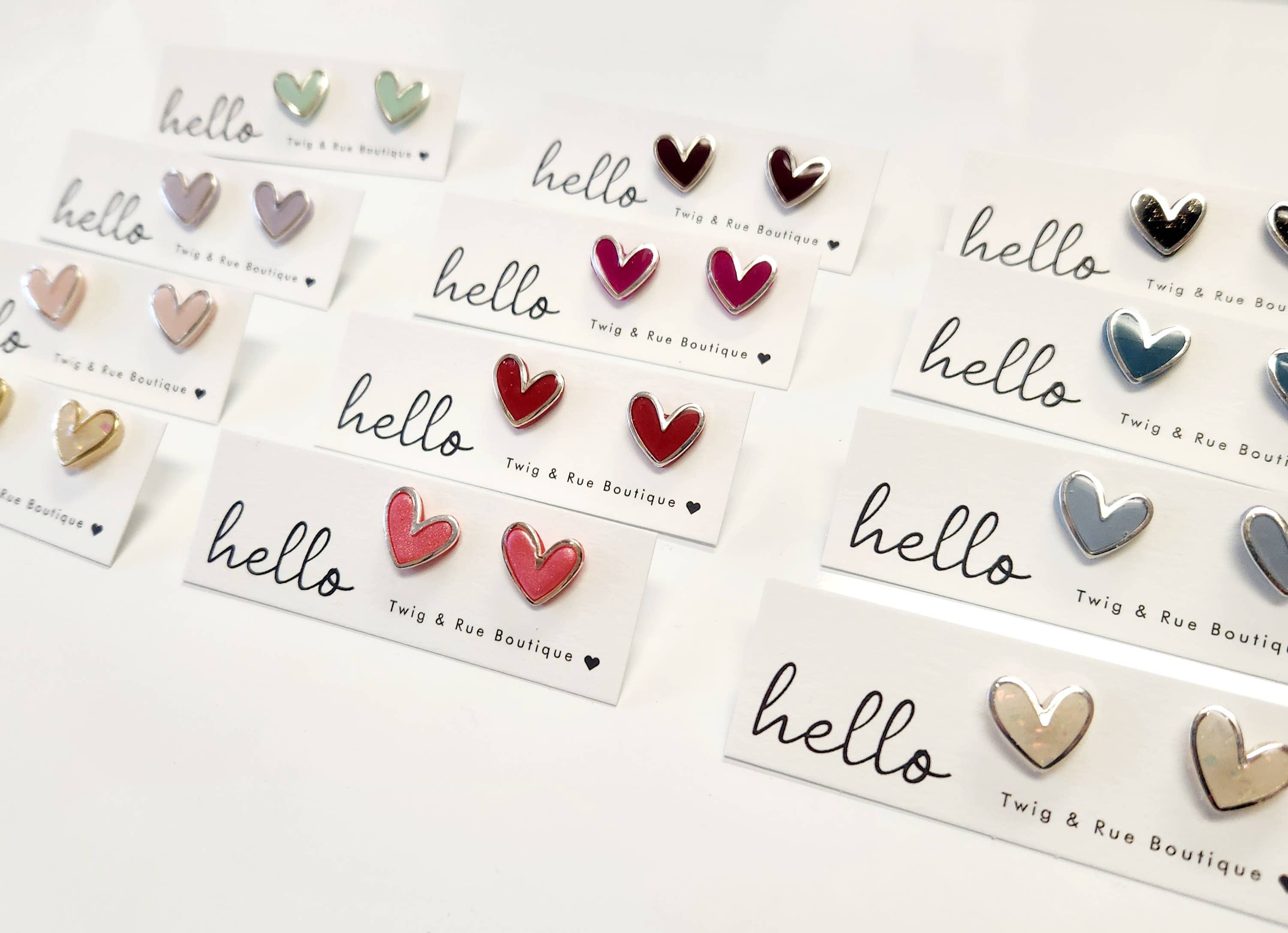 Twig & Rue boutique – Brincos de pino por atacado – Brincos de coração em argila3