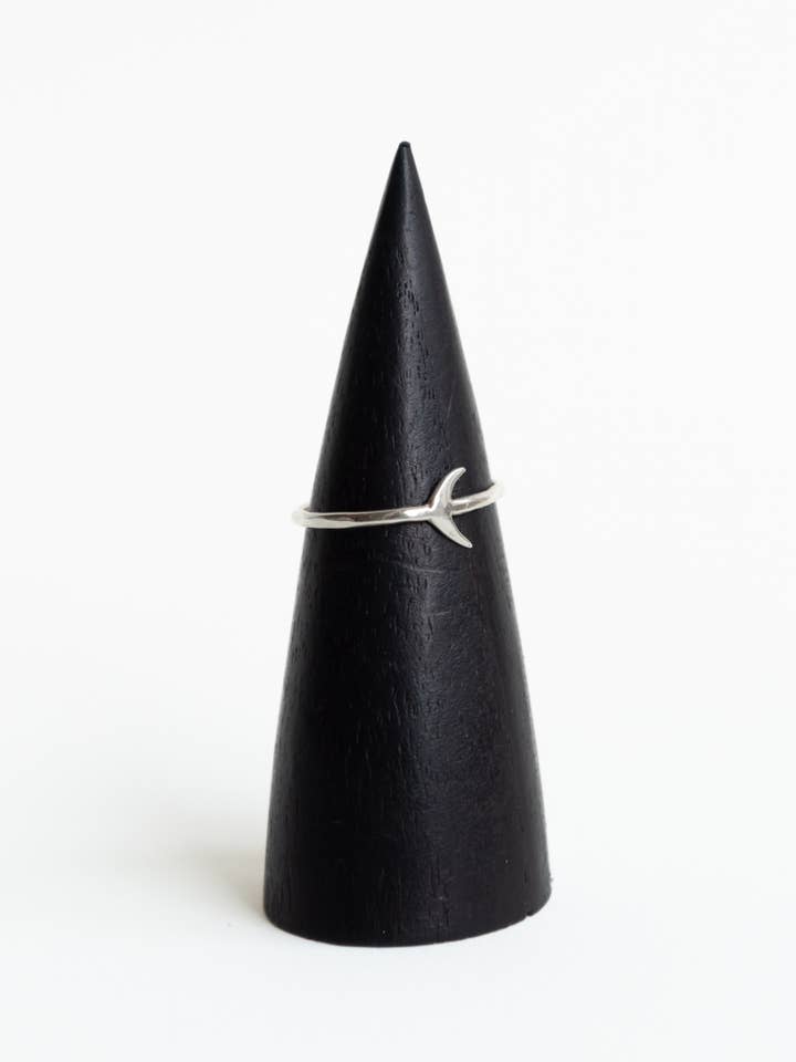 Anello Luna d'Argento Celestiale per la vendita all'ingrosso da parte di Moon + Arrow