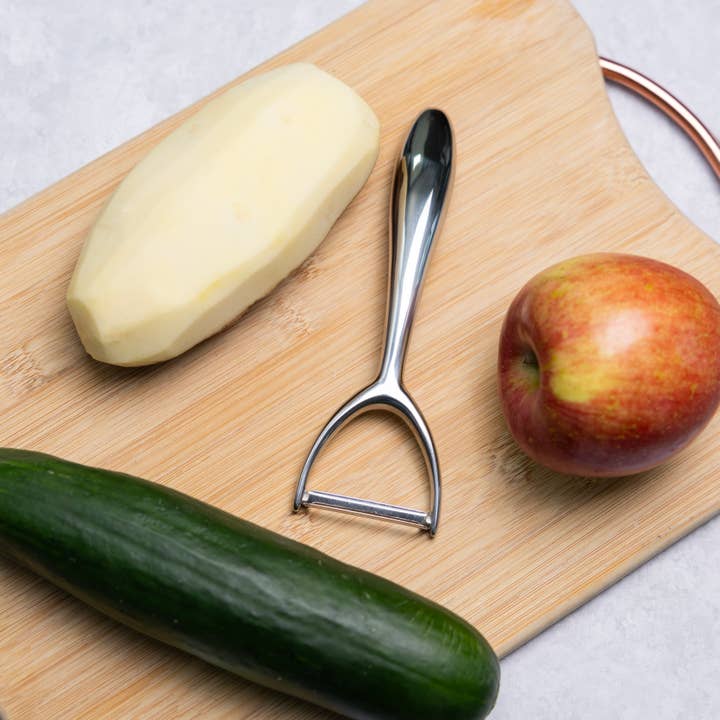 Fox Run Brands - Wholesale Dunschiller - Fox Run RVS Groenteschiller in Y-vorm1