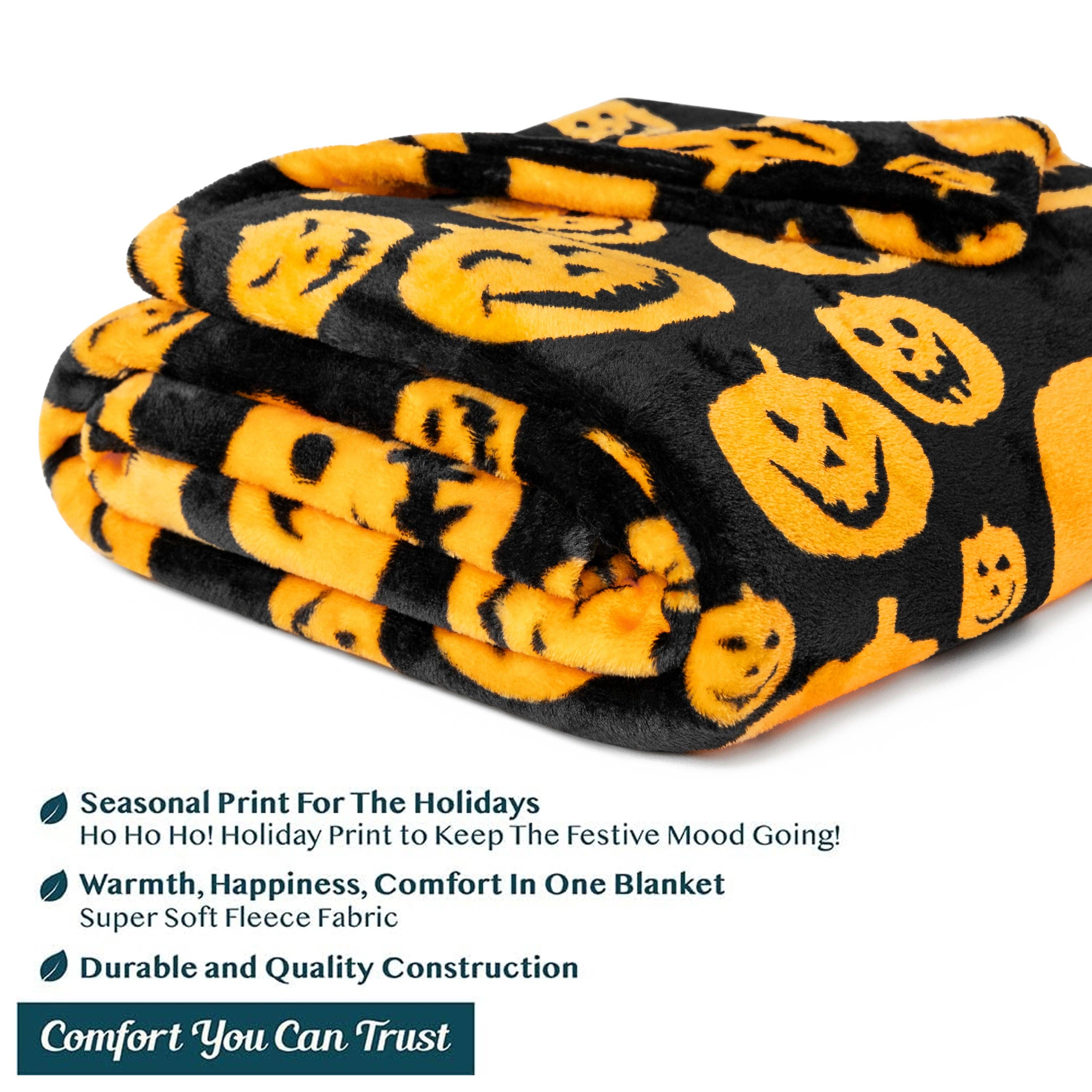 Pavilia - Wholesale Throw Blanket - Halloween Fleece Throw Blanket5