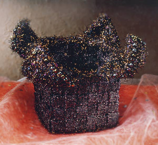 Schiffer Publishing - Vendita all'ingrosso Crafts, Hobbies & DIY - Tessitura con filo: creazione di tessuti metallici intrecciati10