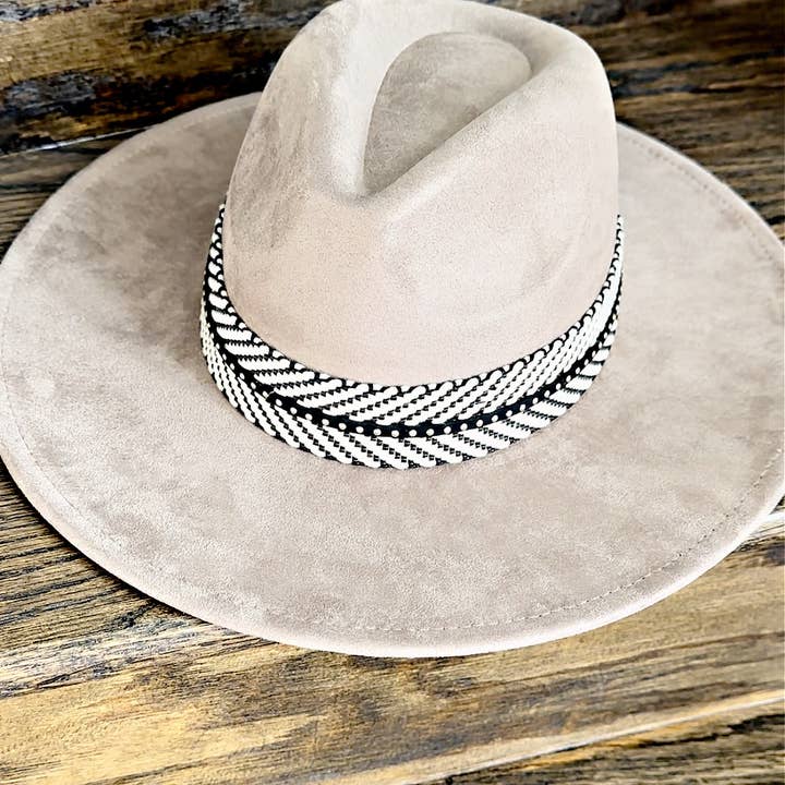 MARLO Verstellbarer Hut aus Veloursleder für den Großhandel von Sweet Grace