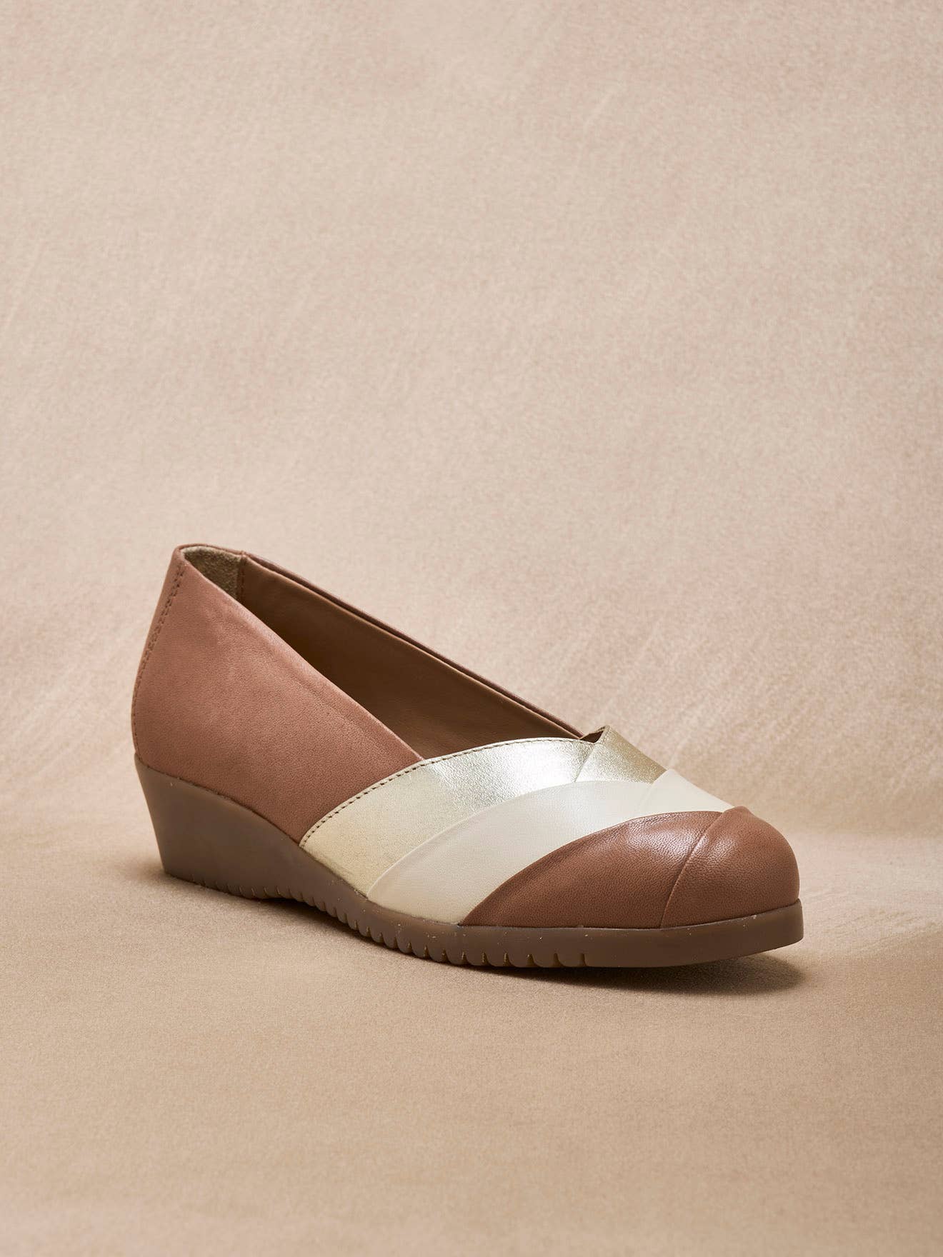 Brown Tricolor leather ballet flats (2012057_0023) for wholesale on Faire2