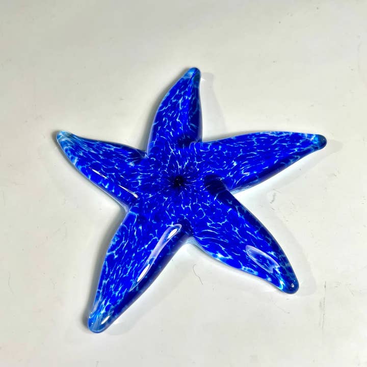 Gibbons Glass – wholesale Decorative tabletop object – Hand Blown Glass Starfish - Cobalt and White - 5.5 inch - Handmade Glass Art by John Gibbons
