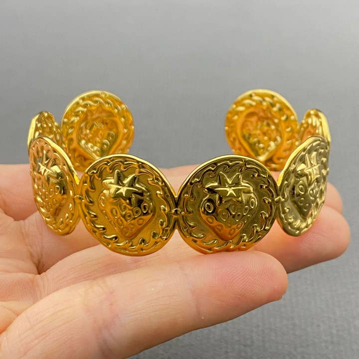 Bracelet ajustable fraise en acier inoxydable plaqué or 18K - FGS pour la vente par Mio Queena