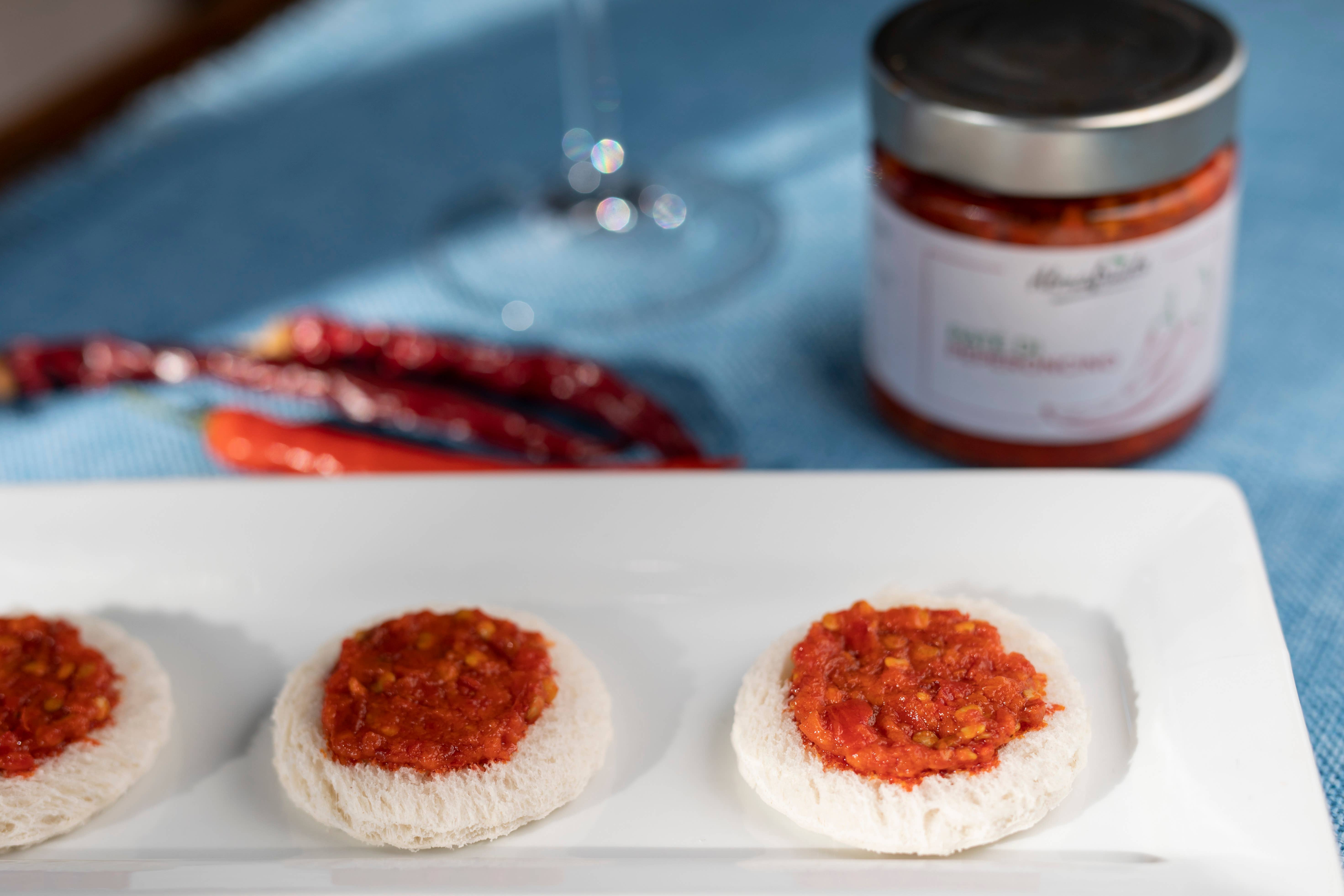 almasicily - Wholesale Hot Sauce - Hot Sicilian Chili Pepper Pate Jar 1 kg3