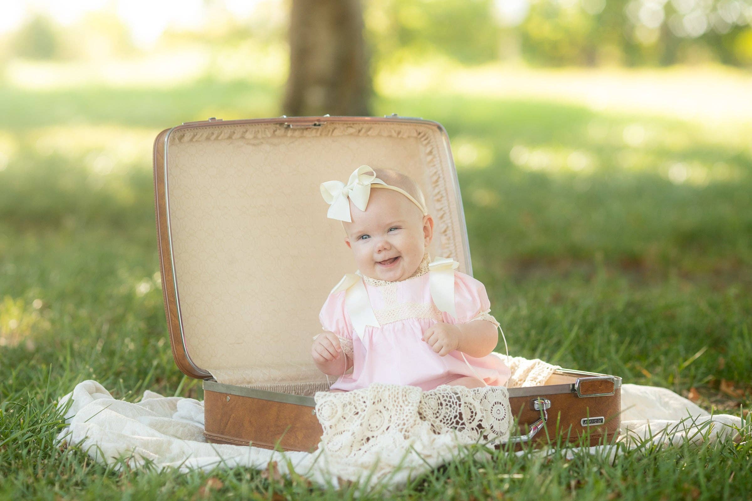 Posh Pickle - Wholesale Bodysuit (Non-Footed) - Baby - Bristol Pink Heirloom Bubble6