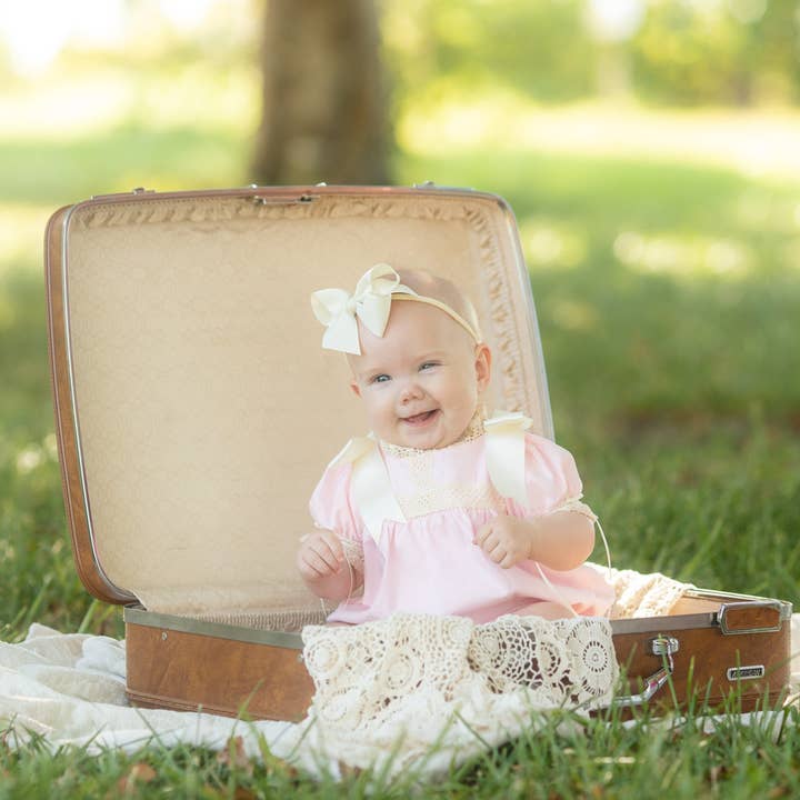 Posh Pickle - Wholesale Bodysuit (Non-Footed) - Baby - Bristol Pink Heirloom Bubble6