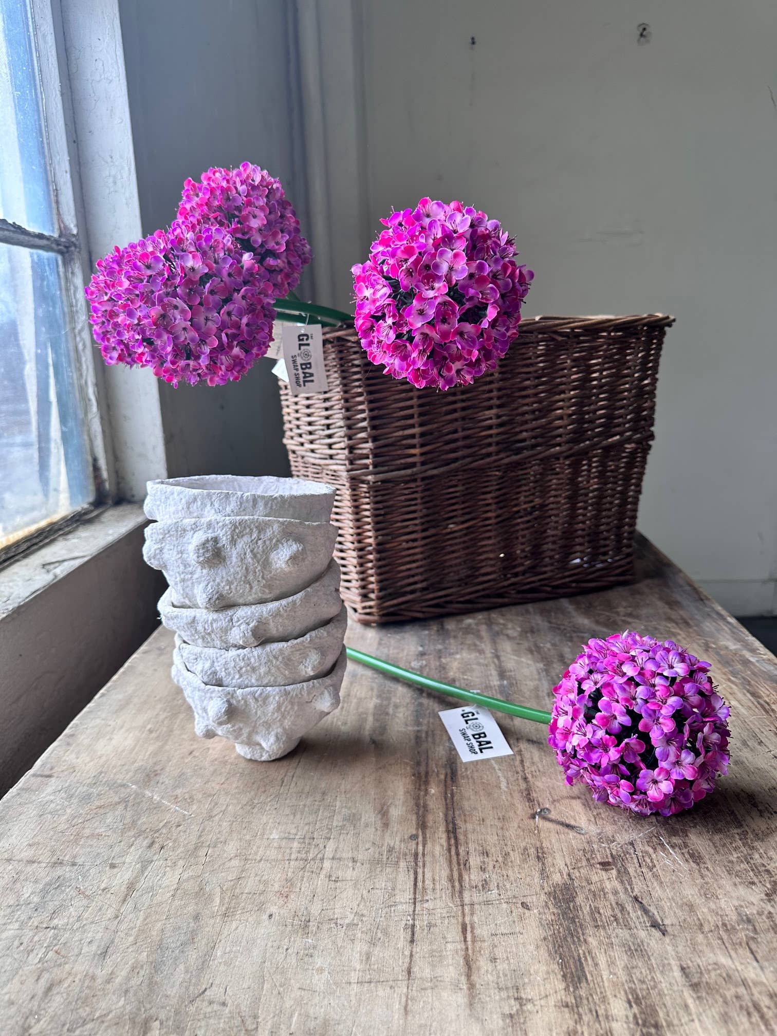 The Global Swap Shop – Flores artificiais por atacado – Caule de Allium Rosa e Roxo0