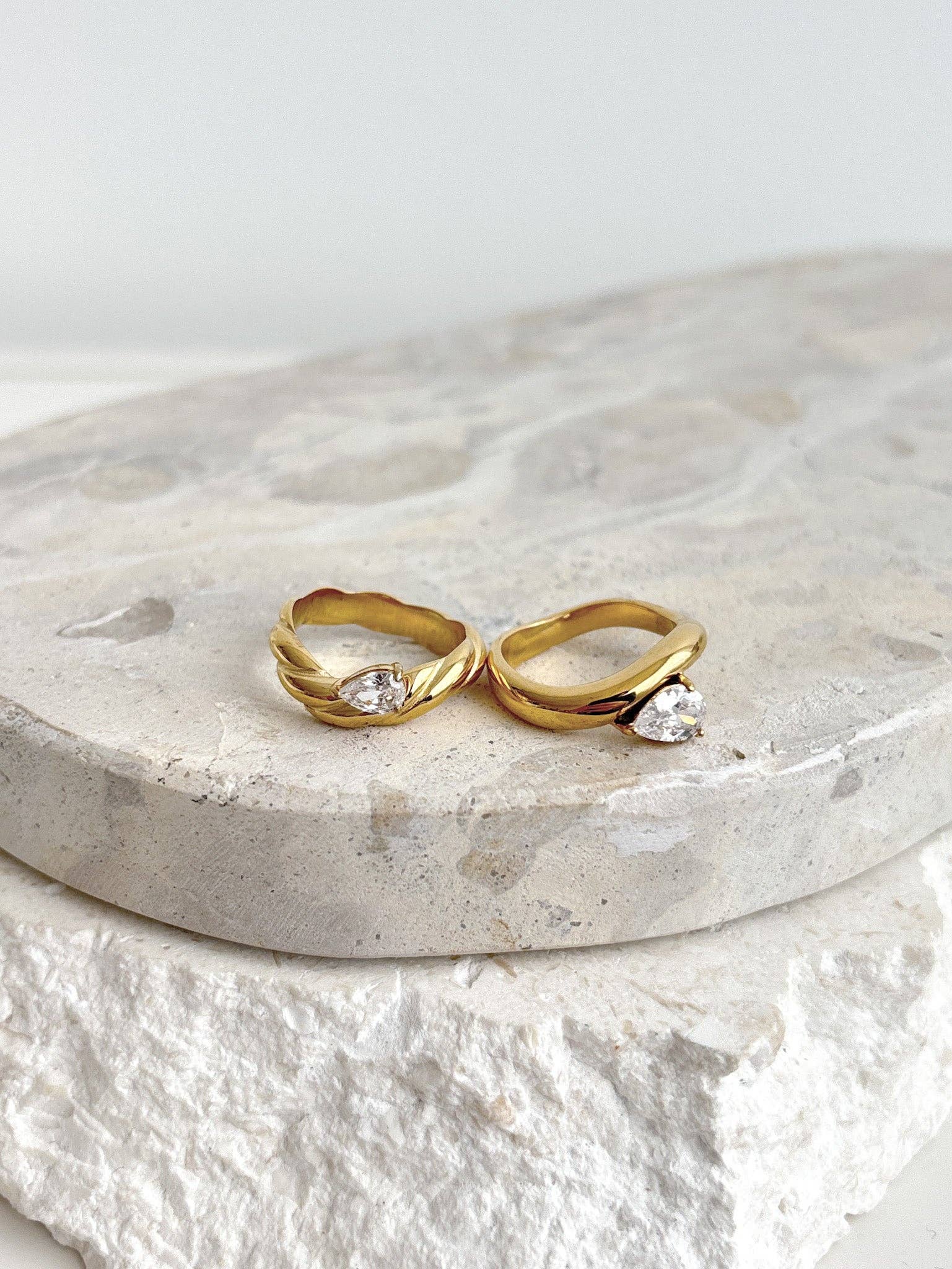 Angels Whisper Accessories - Wholesale Single Stone/Solitaire Ring - Monet Crystal 18K Gold Plated Ring (3sizes)3