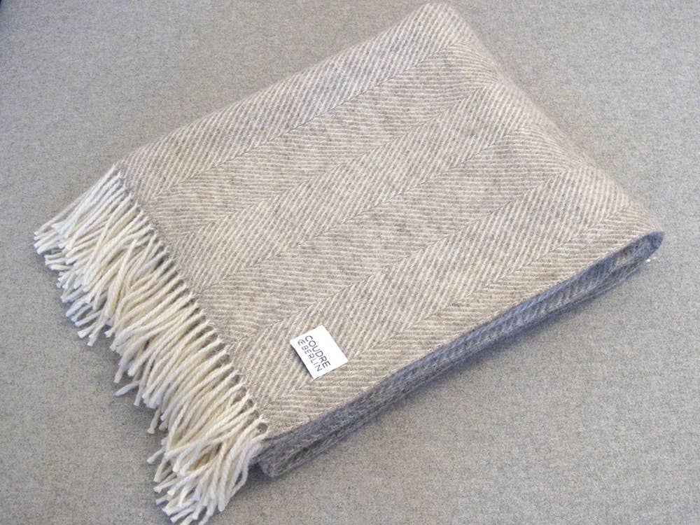 Coudre Berlin - Wholesale Throw Blanket - Herringbone Limestone Woolen Blanket1