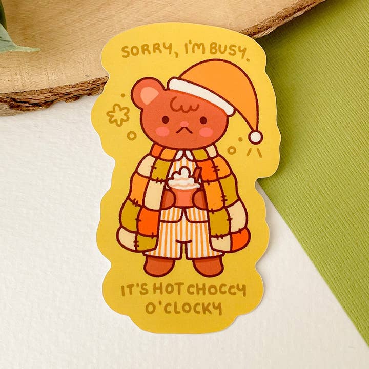 Autocolante de Vinil Fosco - Hot Choccy O'Clocky (Urso) por atacado de Laurel Mae Art