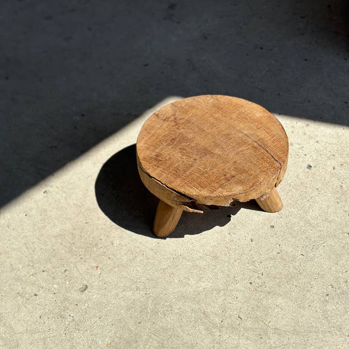 Office Objets - Wholesale Stool - Small low three-legged stool in upcycled blond teak D:30 H:1544