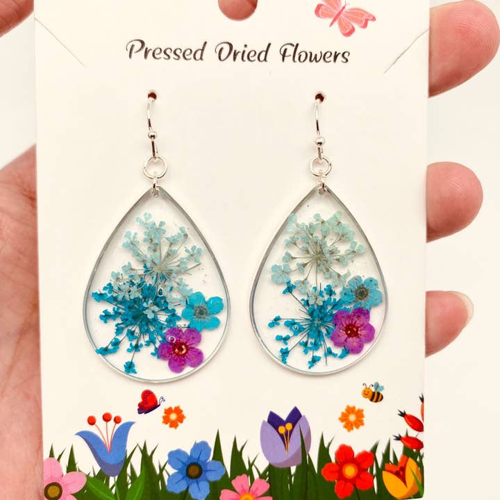 Queen Anne's Lace & Daffodil Flowers Teardrop Earrings - PDF for wholesale by Mio Queena