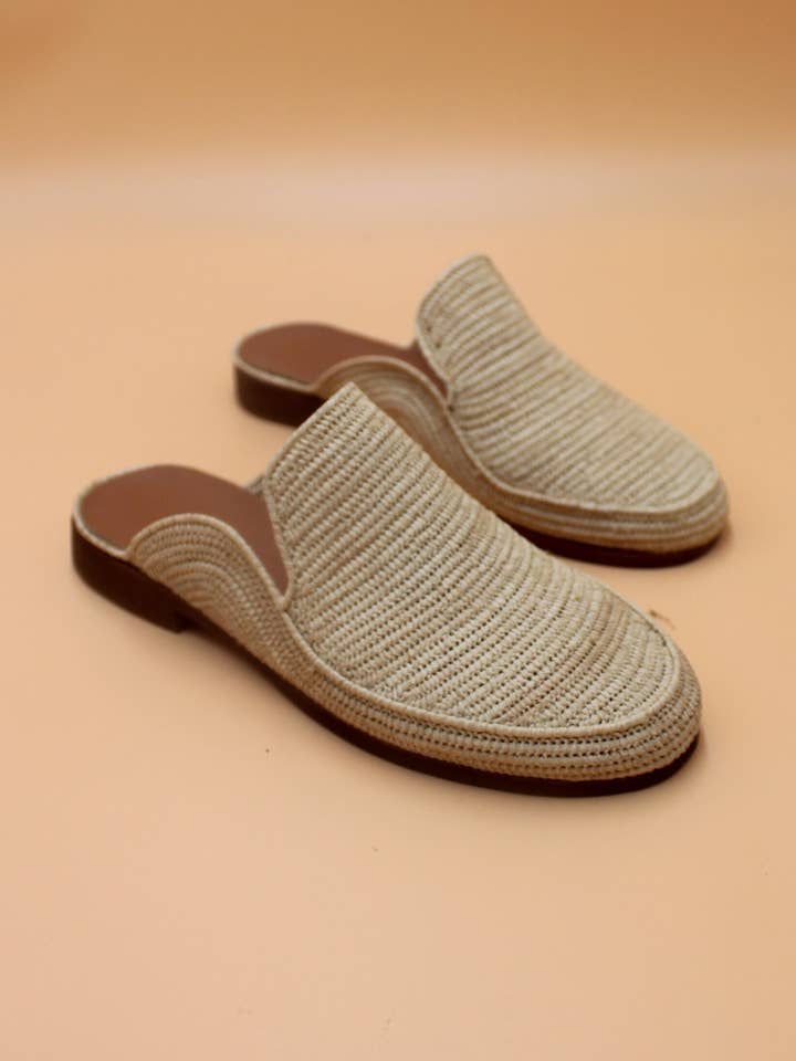 Raffia Shoes, Raffia Mules, handgefertigte Raffia Pantoffeln, Raffia Slides, flache Schuhe für Damen, handgefertigte Raphia, Geschenk für sie für den Großhandel von isli and tisli