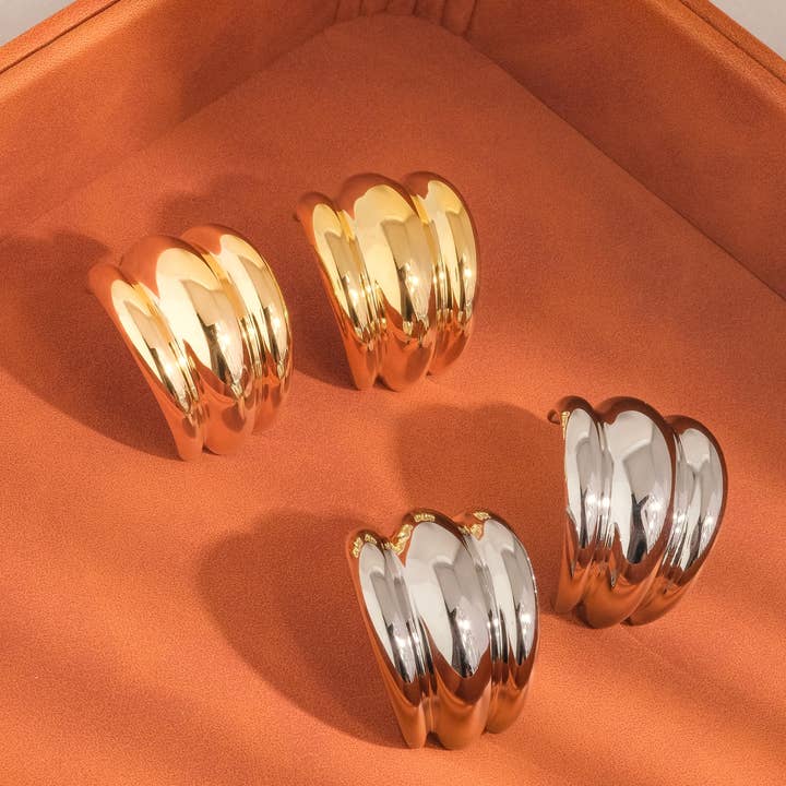 Flânerie by MAIQ - Wholesale Hoop Earrings - Colton 18K Gold Non-Tarnish Layered Spiral Earring4