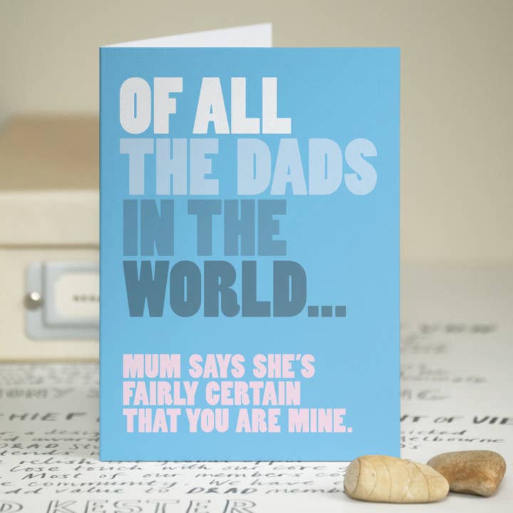Carte de papa drôle et grossière - Mum Says pour la vente par Wordplay Design