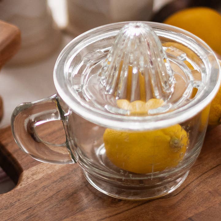 etúHOME - Wholesale Juicer - Bistro Glass Citrus Hand Press Juicer4
