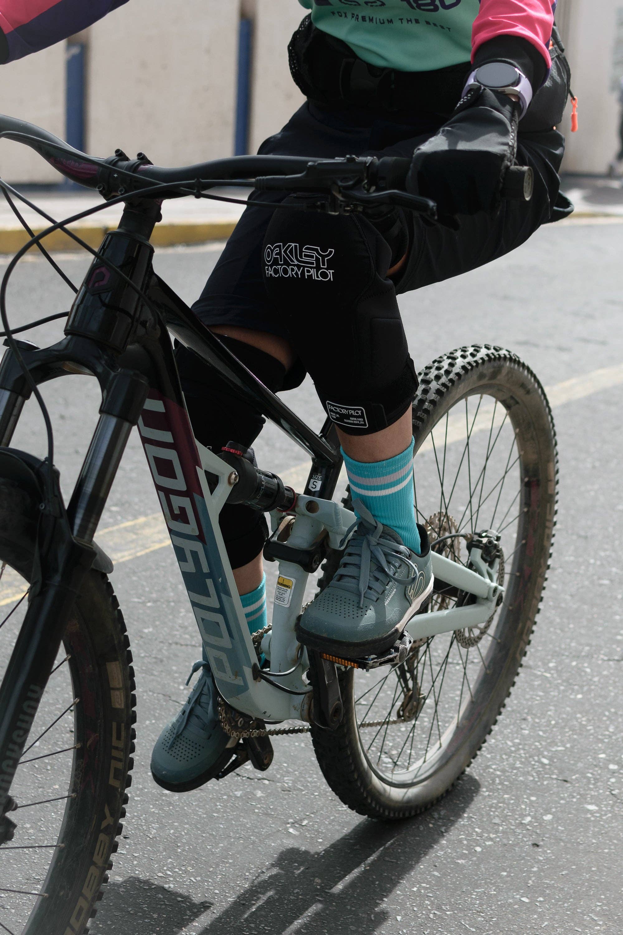 Silvera Nanotech - Wholesale Socks - Unisex - Antibacterial Running Compression Socks Men & Women 2-Pack11