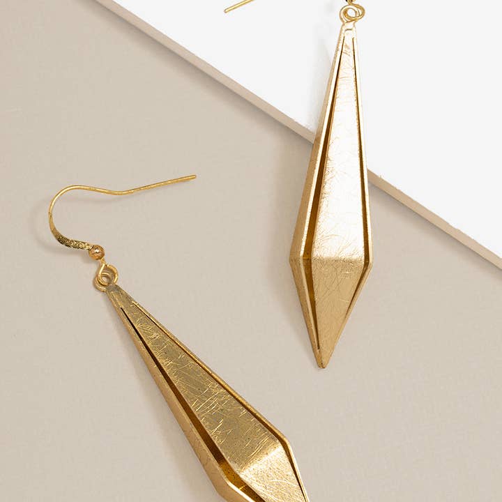 E1292 and other Purchase Wholesale zenzero all. Free Returns & Net 60 Terms on Faire trending on Faire.