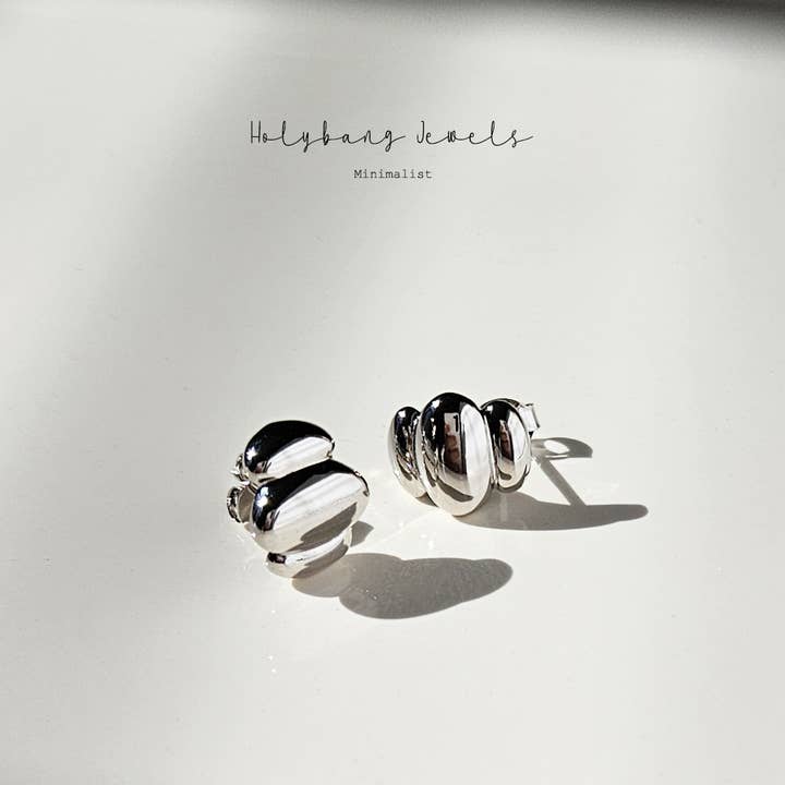 HolyBang Jewels - Wholesale Stud/Post Earrings - MINIMALIST PUFFY EARRINGS - E-HT1988 / E-H132788
