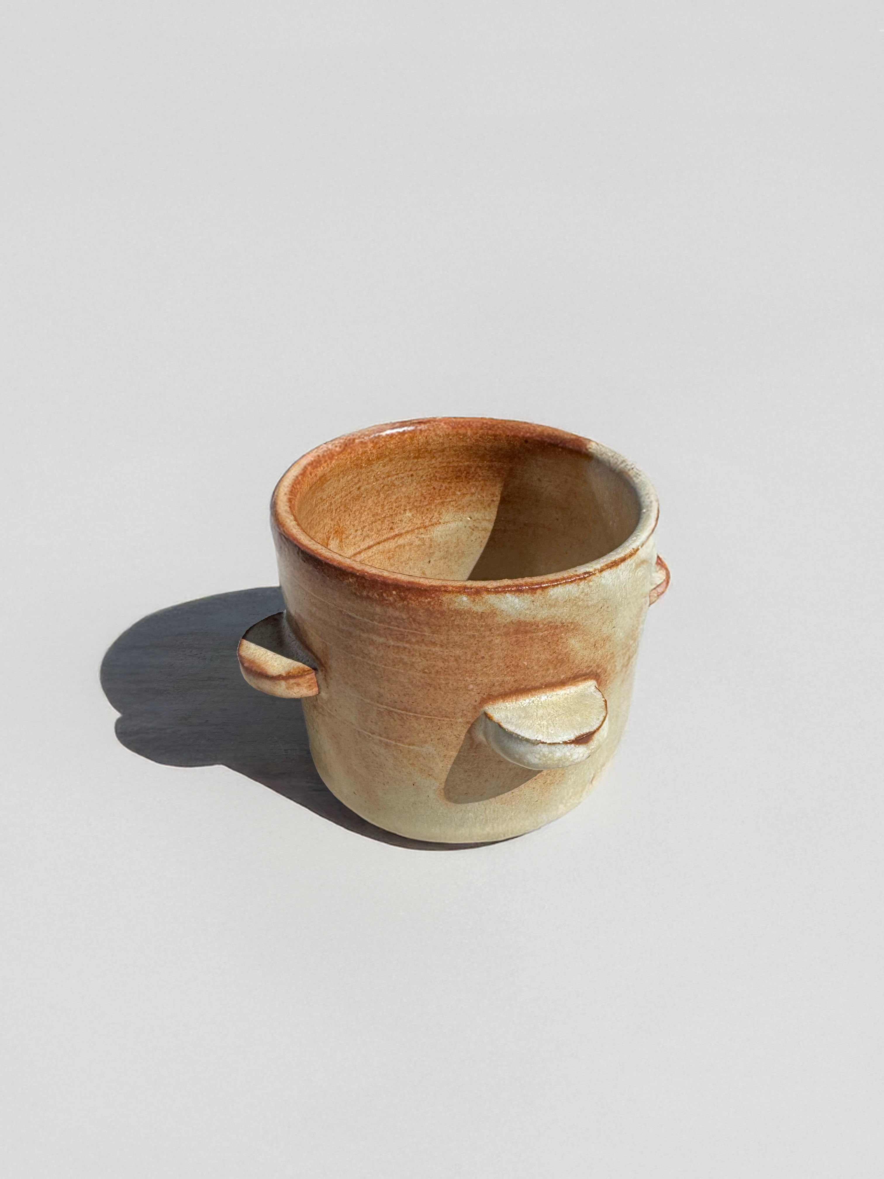 Holydirtstudio.com - Wholesale Plant Pot - Handmade Ceramic Planter with Drainage Hole: Unique Indoor Plant Pot1