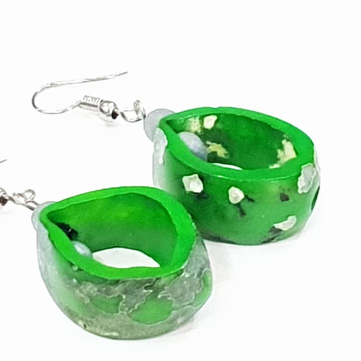 boucles d'oreilles kukui végétaliennes 14 x 25 mm/3002-3357 pour la vente par Gloria-Maris