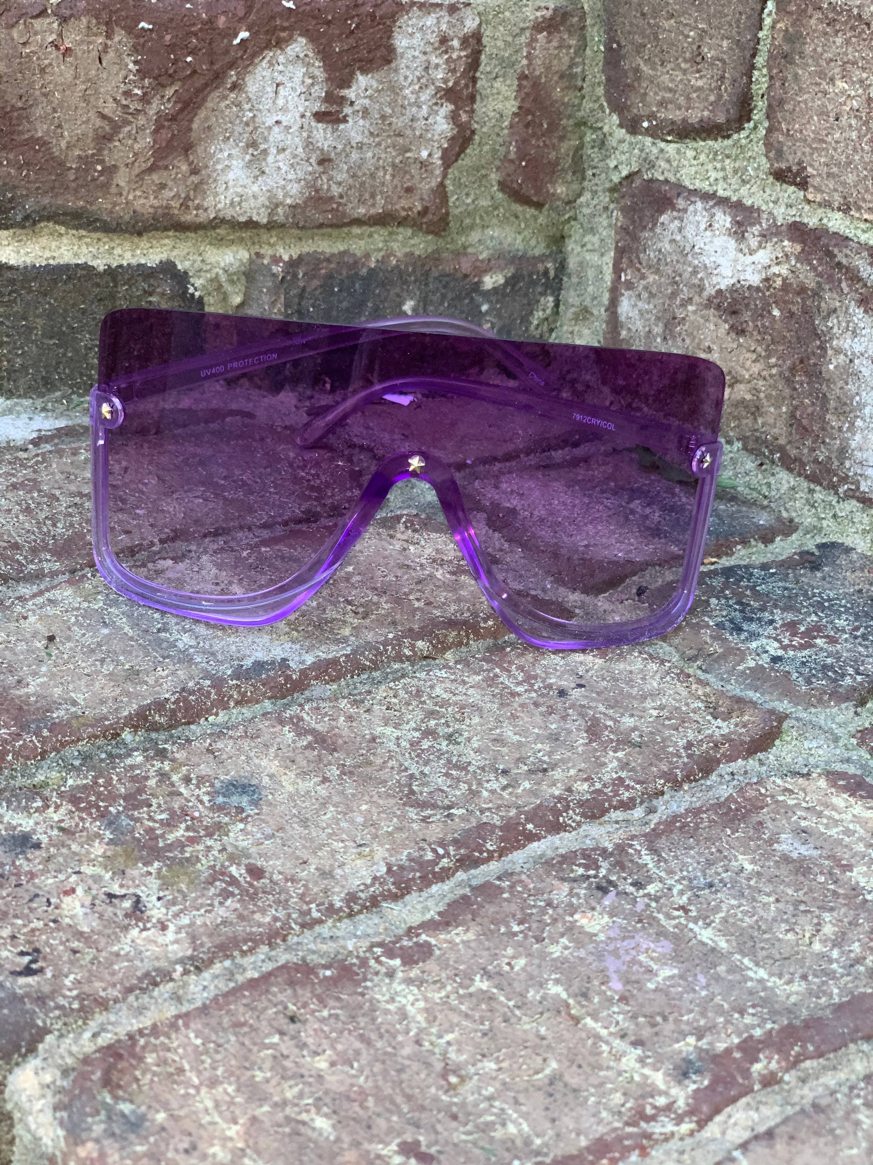 The Shade Valley - Wholesale Sunglasses - Women's - No Pics Please 📸12