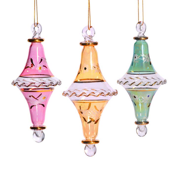 Le 42e Ornement pour la vente par Unique Glass Ornaments