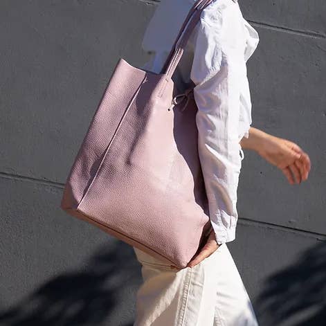 Jijou capri leather tote hotsell