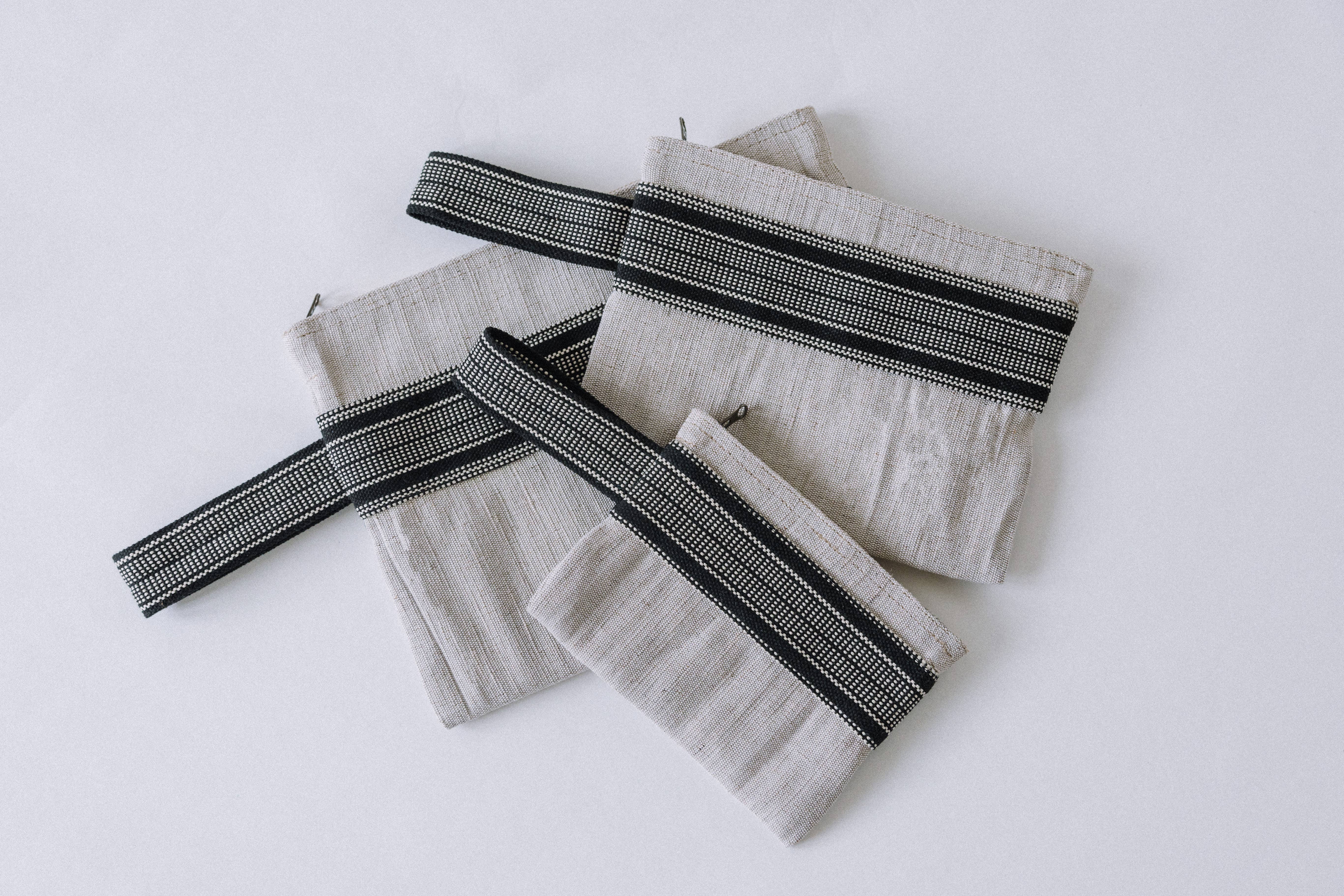 Will & Atlas - Wholesale Wristlet - Wristlet Clutch Bag, jute / Belleville Pouch Black, 3 sizes5