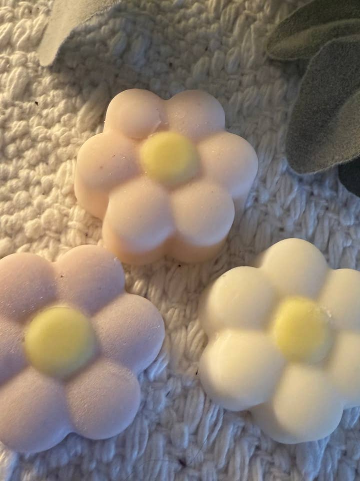 Fiori Fusi per la vendita all'ingrosso da parte di KandM Candles and Decor