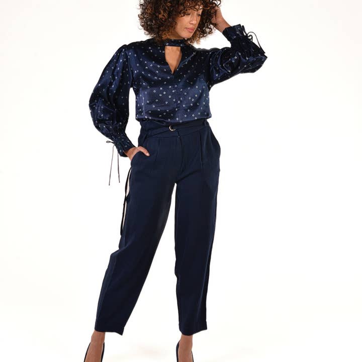 Blusa Usha per la vendita all'ingrosso da parte di Kurinji