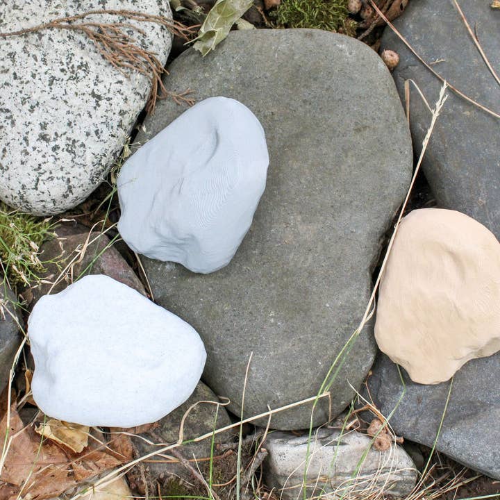 Hide-a-Key | Roches artificielles avec un espace vide pour les clés pour la vente par Clever Contraptions