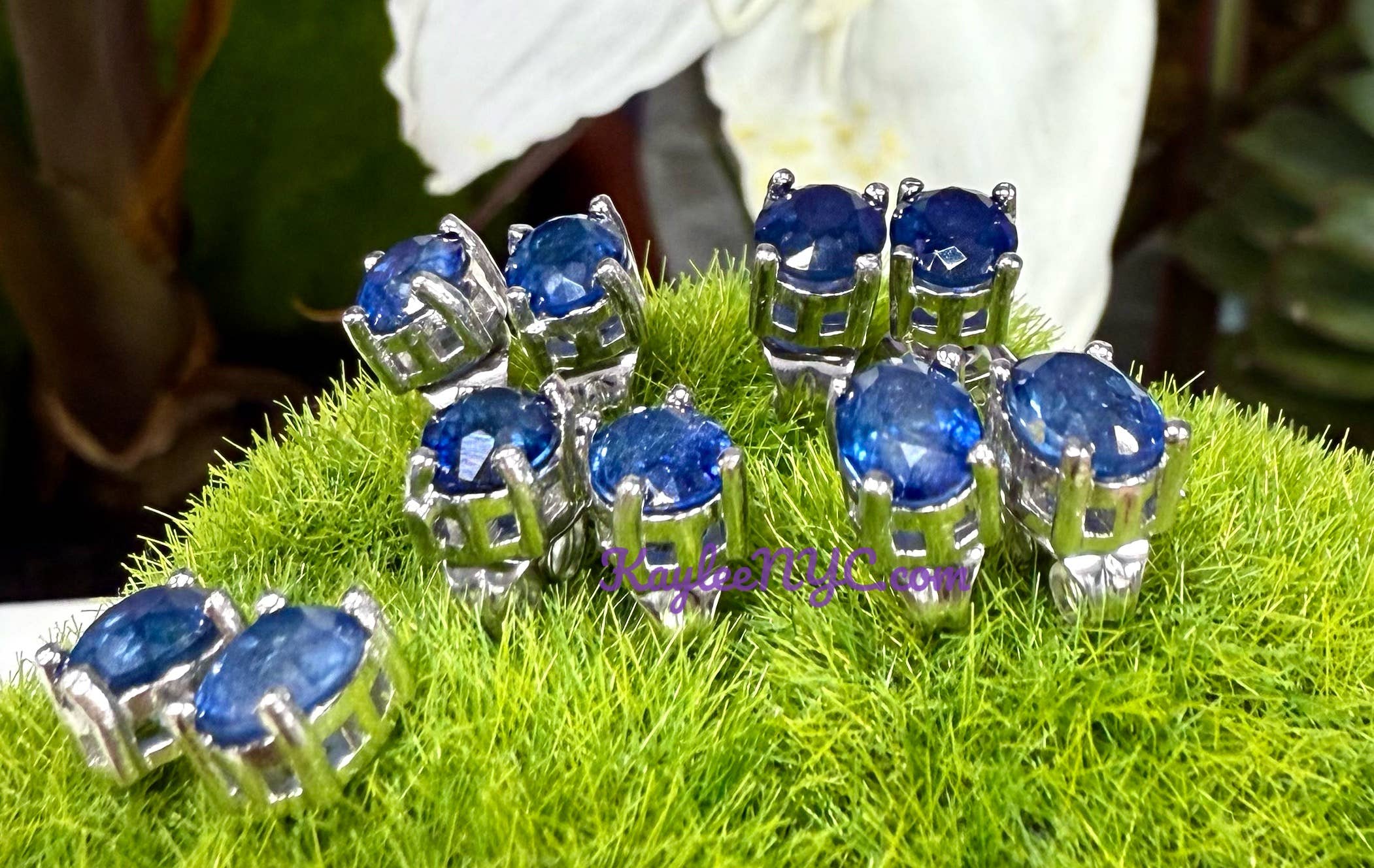 KayleeNYC – wholesale Solitärörhängen – Naturliga safirörhängen i sterlingsilver (925) 5x7 mm4