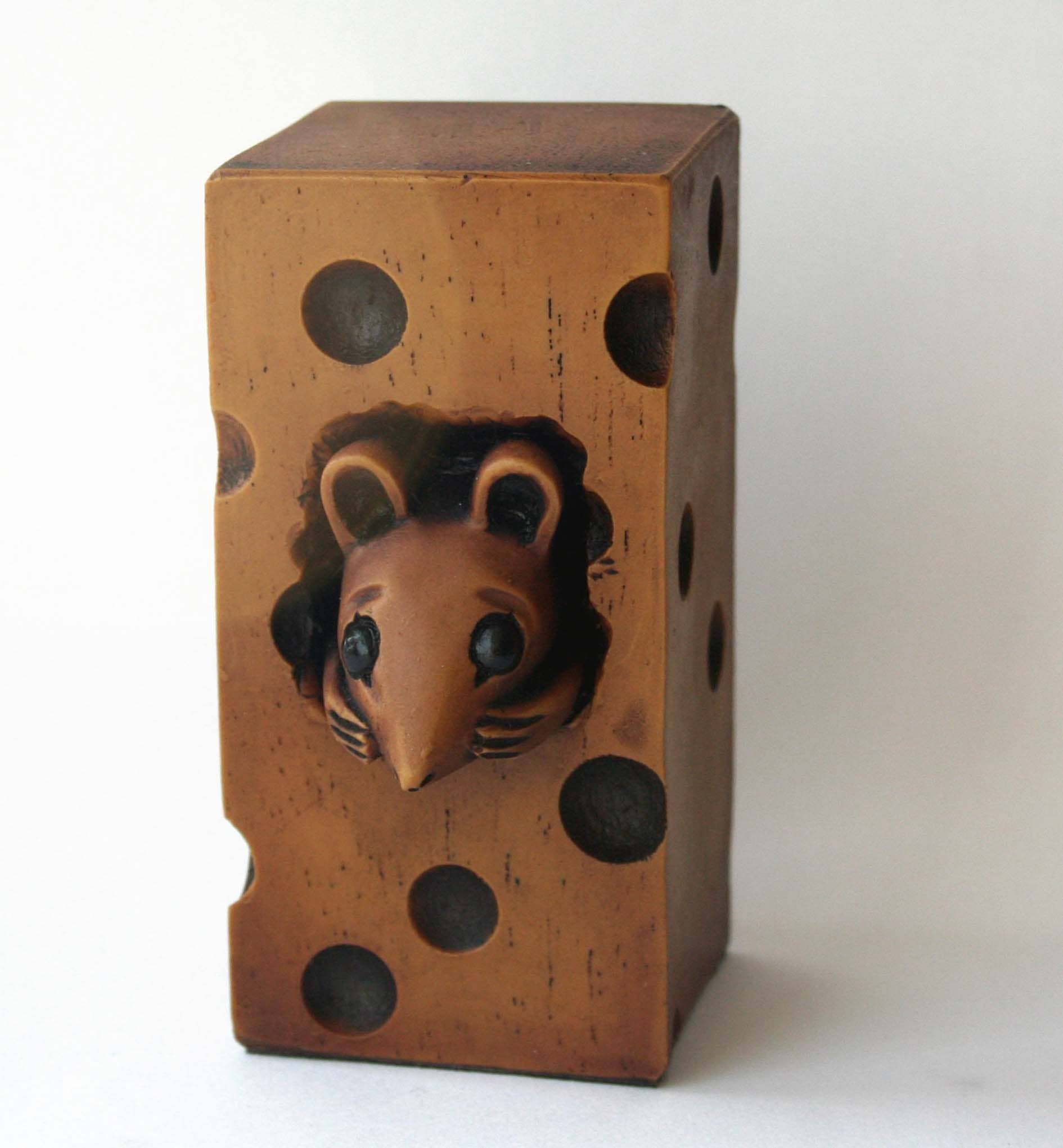 Oakapple Designs Ltd - Wholesale Decorative Figurine - Church Mouse Hiding In Cheese Reproduction Carving Ornament.0