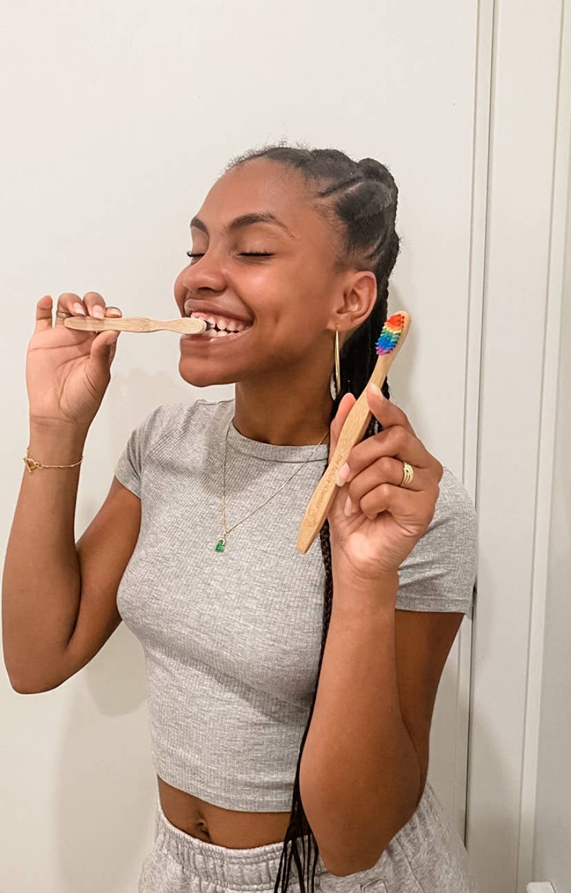 The future is bamboo - Vente Brosses à dents - RAINBOW Brosse à dents en bambou souple adulte5