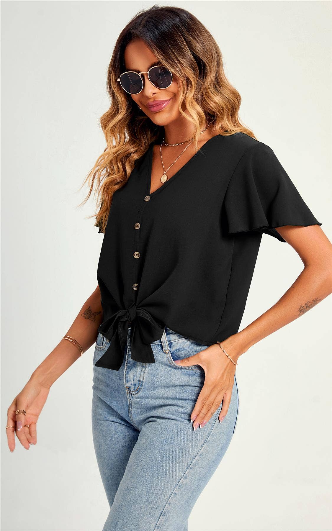 FS Collection (Germany) – wholesale Blus - Dam – Söt slips knut främre knäppt gröda T-shirt topp i svart2