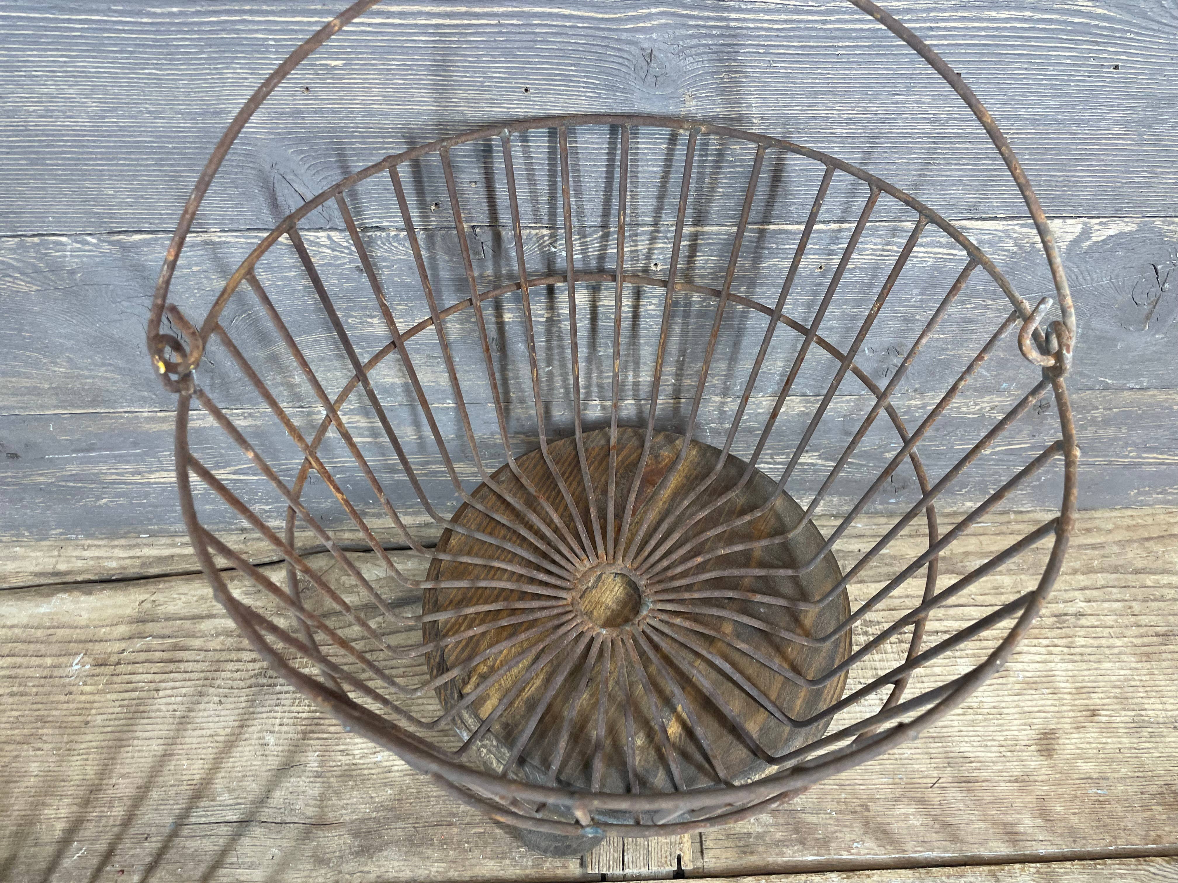 My Amigos Imports – wholesale Basket – Rusty Farmhouse Metal Egg Basket-WH-4 Sizes-NEW-Rustic7
